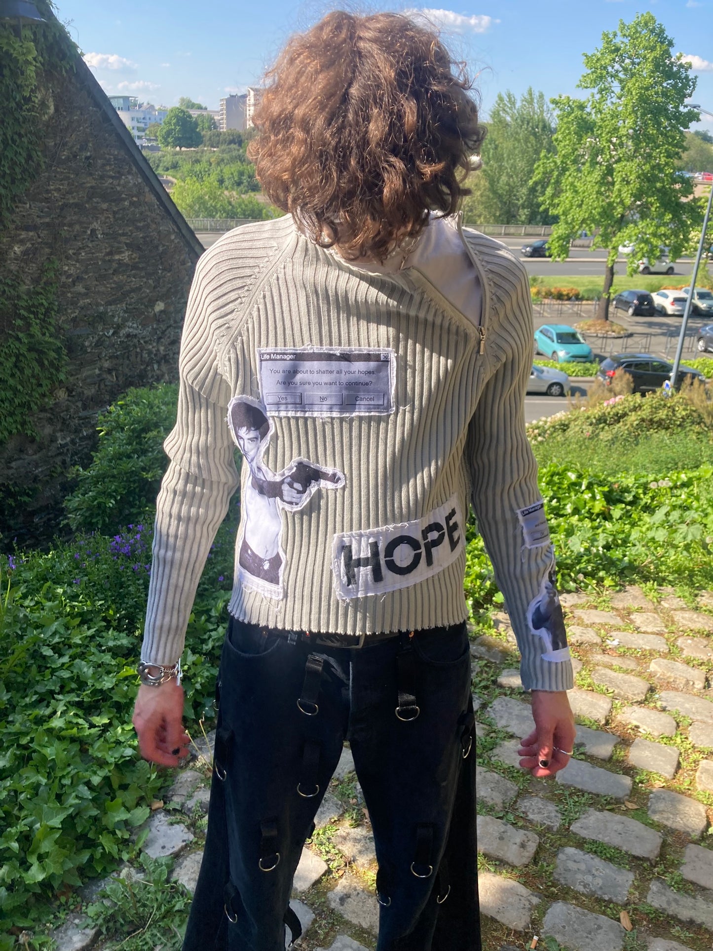 1OF1 SHATTERED HOPE SWEATER - MEDIUM