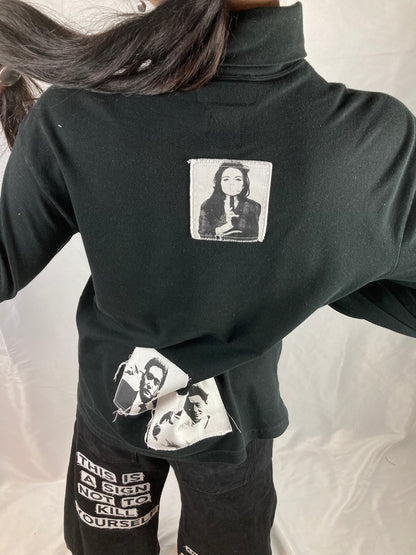 RUSSIAN ROULETTE TURTLENECK 1OF1