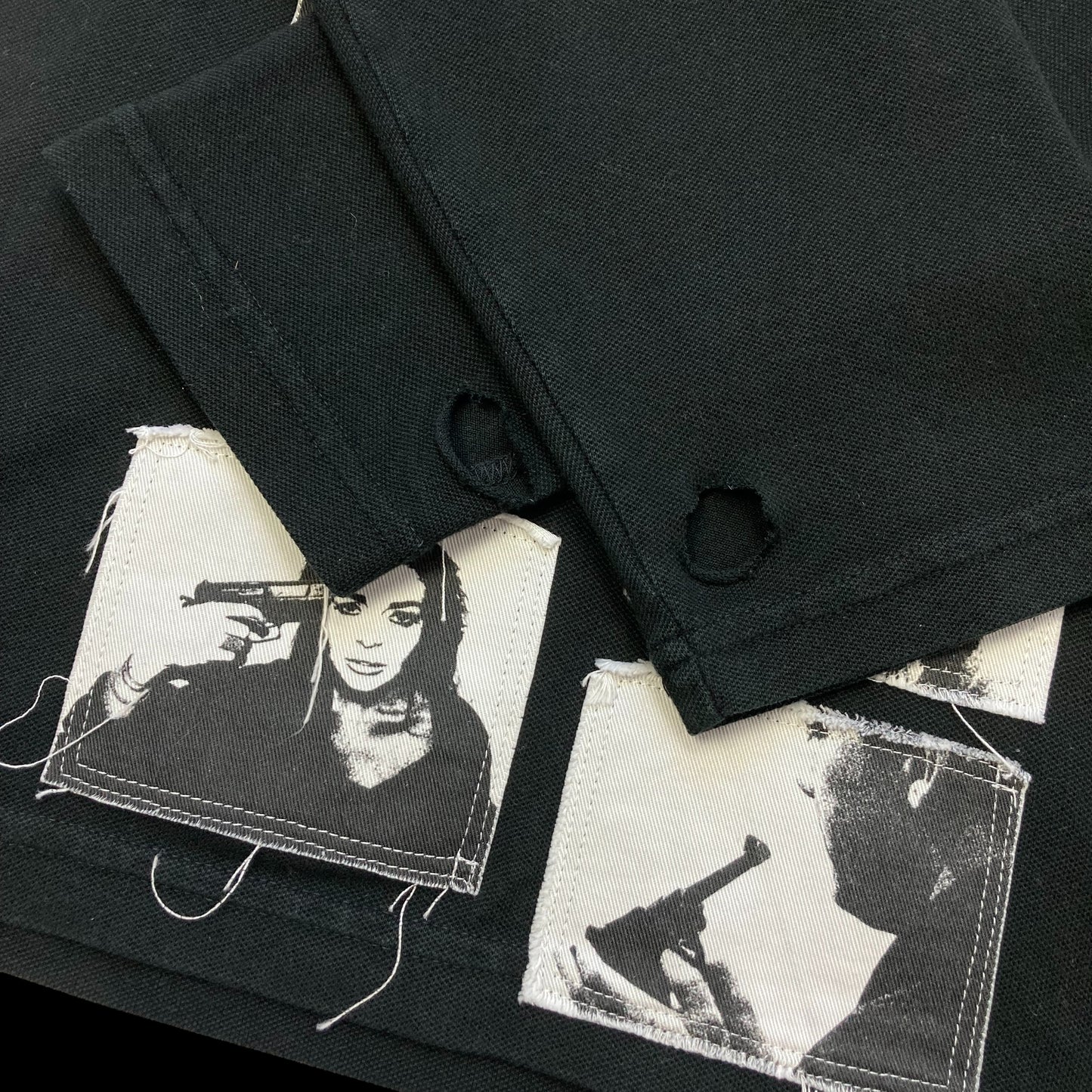 RUSSIAN ROULETTE TURTLENECK 1OF1