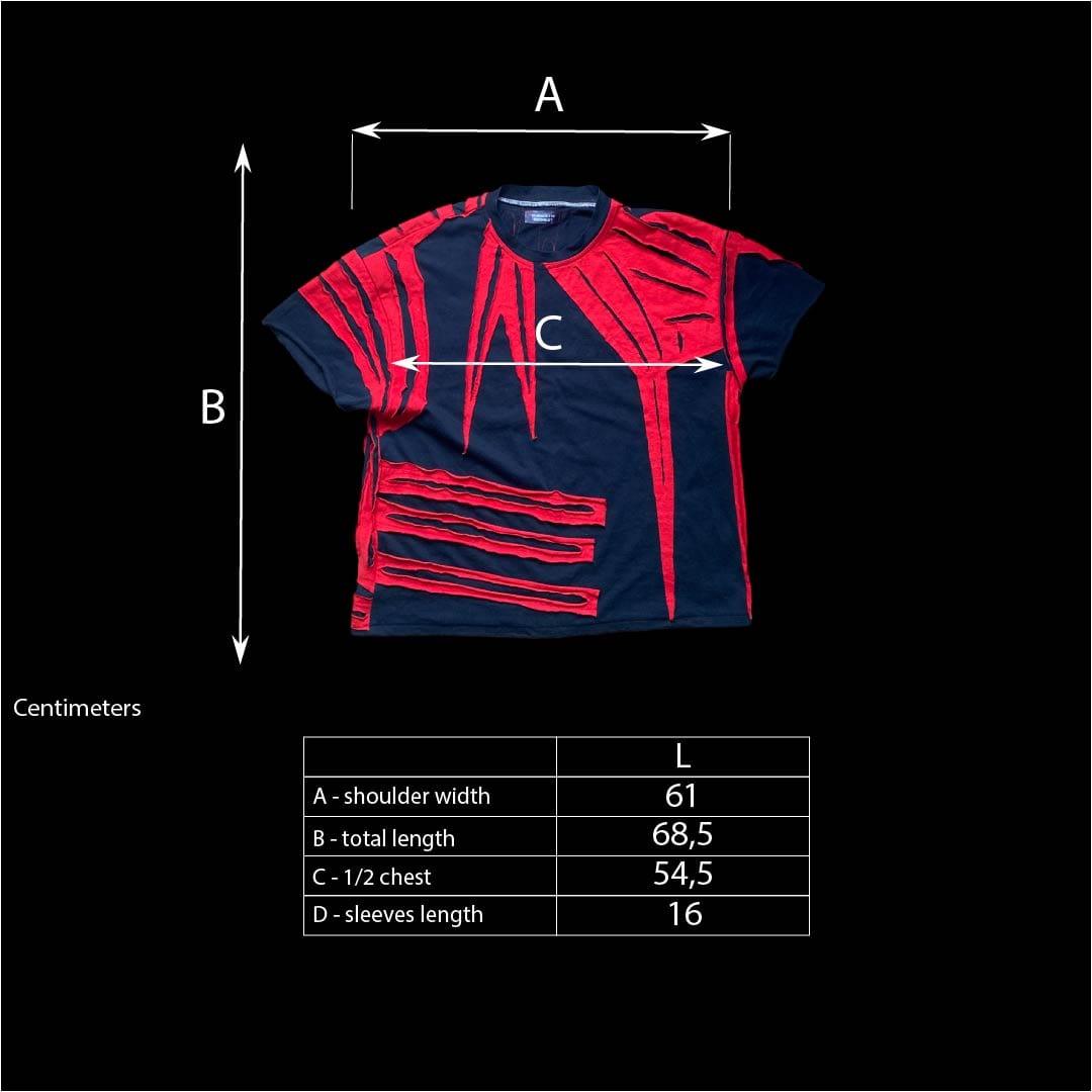 Spikes and Tears T-Shirt centimeters size guide